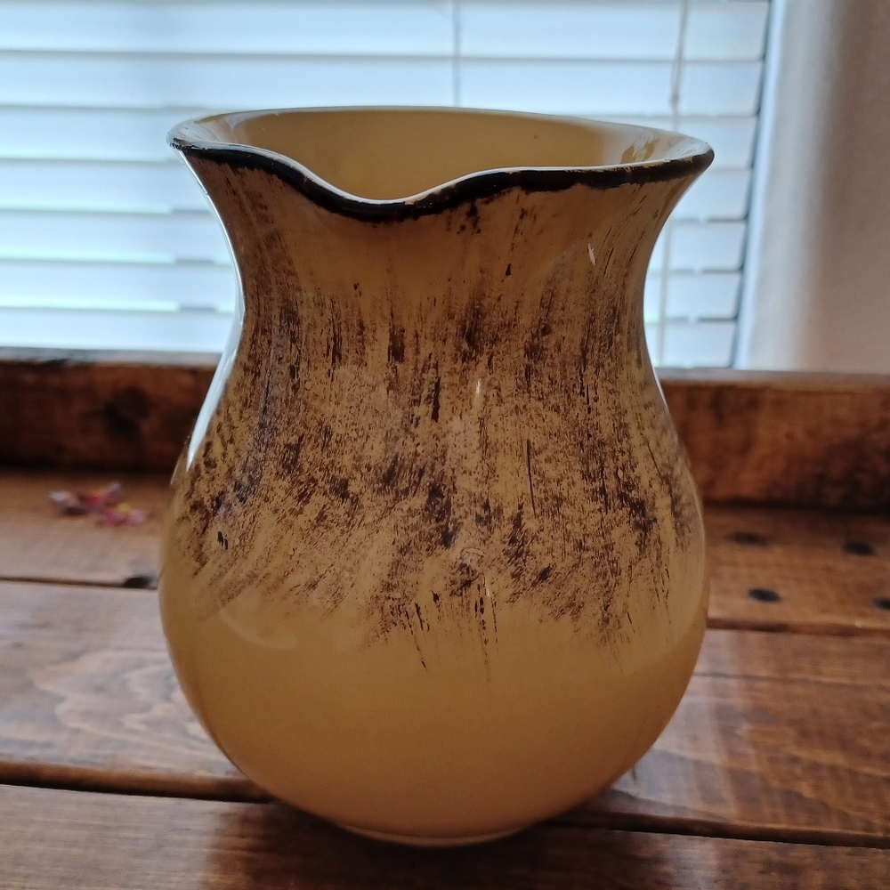 Pitcher Vase - Picture 5 of 10